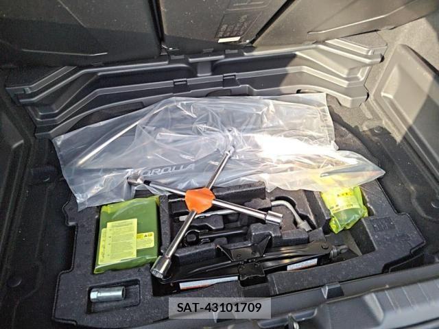 Toyota COROLLA SPORT 2019-07 6271333-29