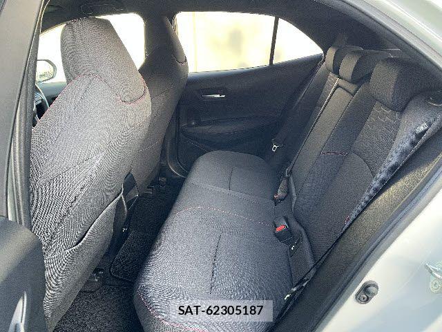 Toyota COROLLA SPORT 2019-01 6525842-12