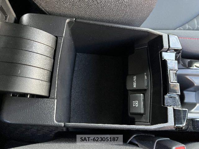 Toyota COROLLA SPORT 2019-01 6525842-21