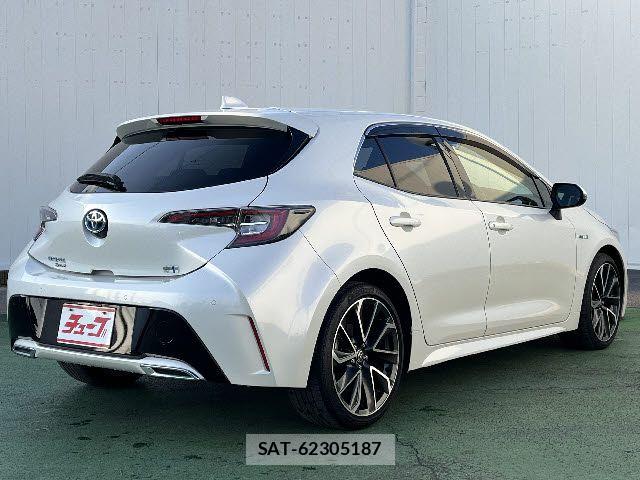 Toyota COROLLA SPORT 2019-01 6525842-2