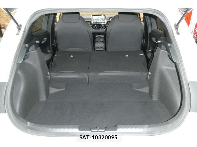 Toyota COROLLA SPORT 2018-08 6525839-12