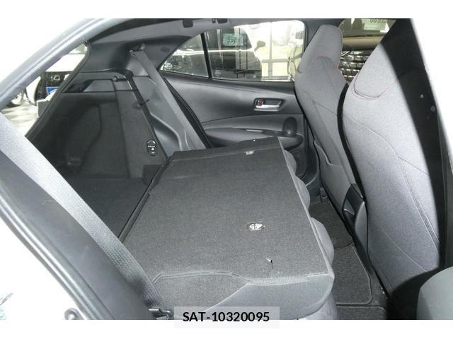 Toyota COROLLA SPORT 2018-08 6525839-13