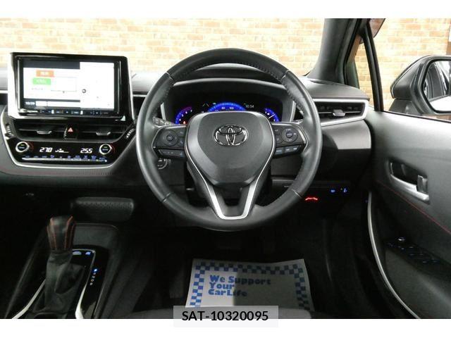 Toyota COROLLA SPORT 2018-08 6525839-15