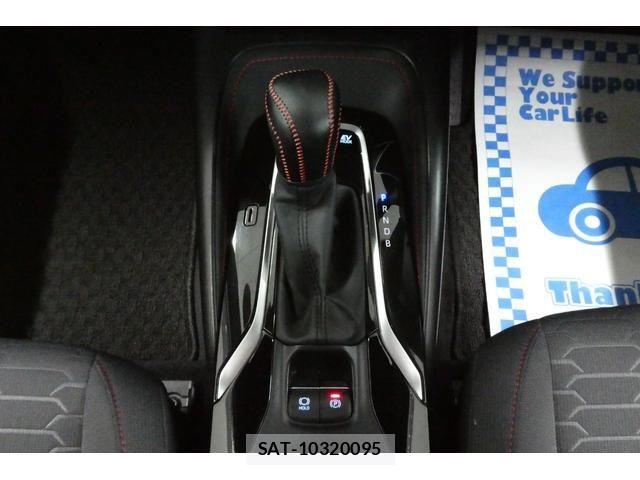 Toyota COROLLA SPORT 2018-08 6525839-19