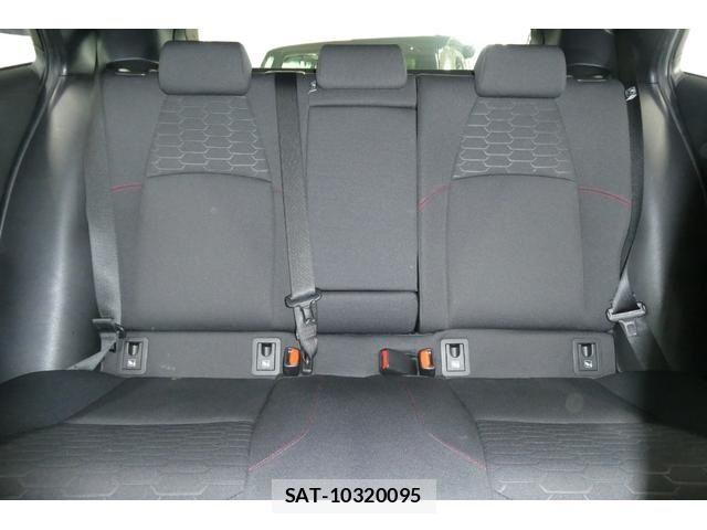 Toyota COROLLA SPORT 2018-08 6525839-7