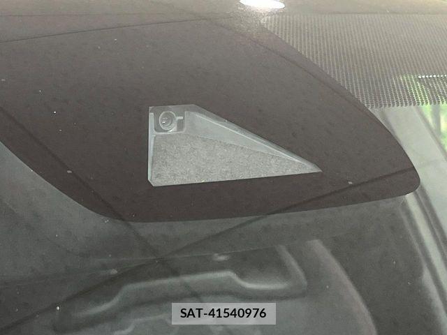 Toyota COROLLA SPORT 2018-10 6611157-4