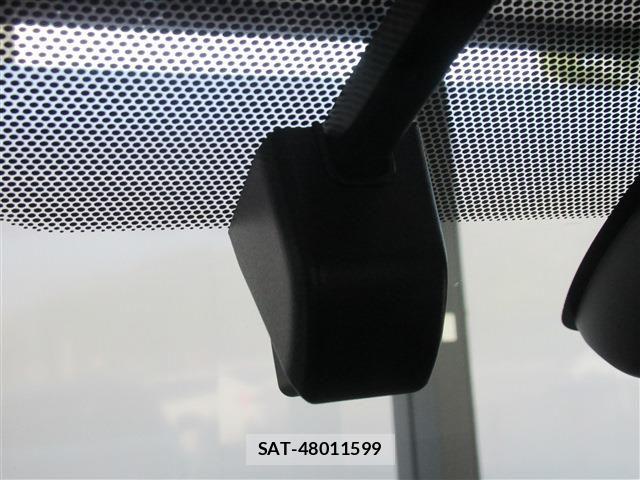 Toyota COROLLA SPORT 2019-03 6611155-7