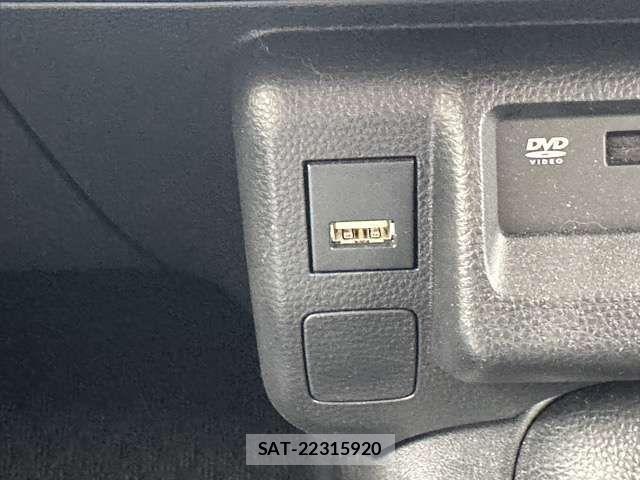 Toyota COROLLA SPORT 2022-05 6611152-17