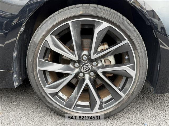 Toyota COROLLA SPORT 2019-03 6670921-12