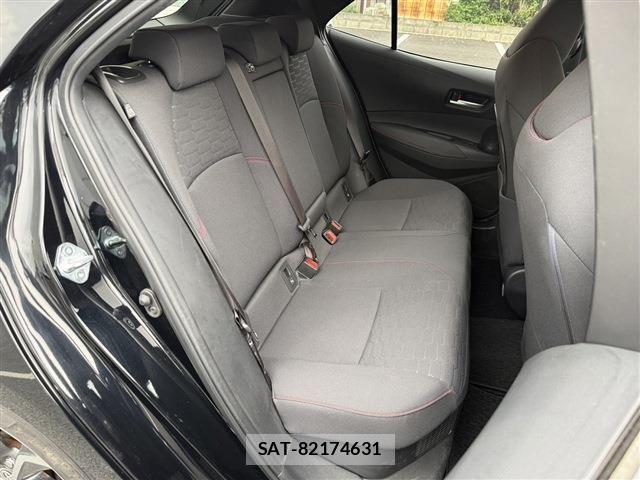 Toyota COROLLA SPORT 2019-03 6670921-14