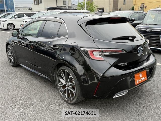 Toyota COROLLA SPORT 2019-03 6670921-21