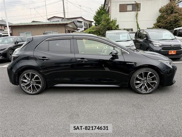 Toyota COROLLA SPORT 2019-03 6670921-7