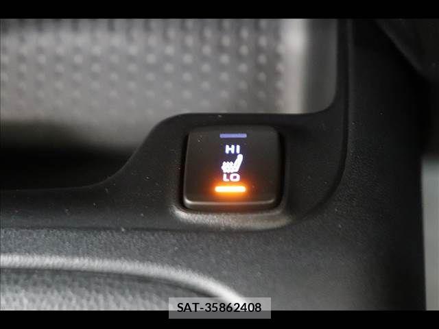 Toyota COROLLA SPORT 2019-03 6675439-3