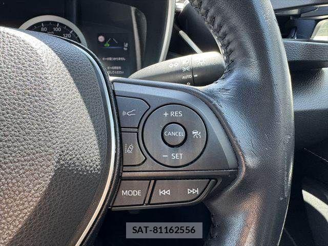 Toyota COROLLA SPORT 2018-09 6715882-27
