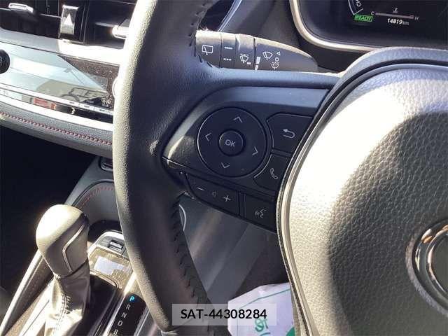 Toyota COROLLA SPORT 2025-04 6903533-19