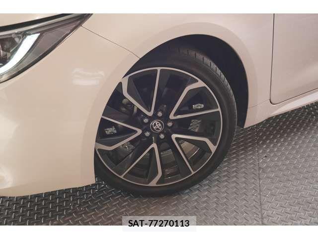 Toyota COROLLA SPORT 2020-05 6903542-14