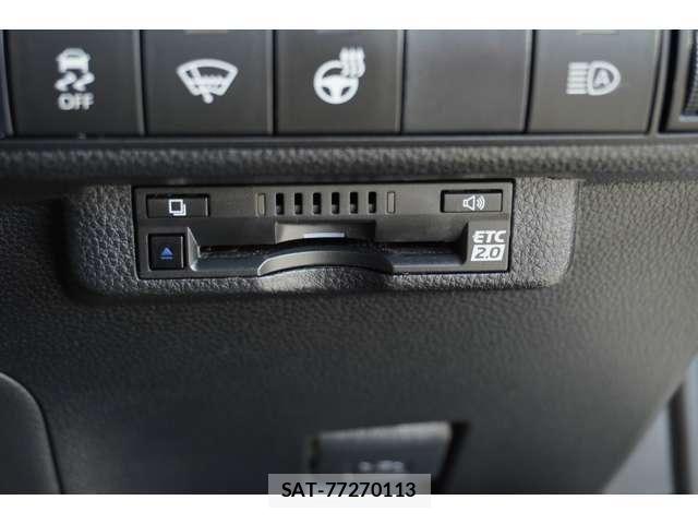 Toyota COROLLA SPORT 2020-05 6903542-22