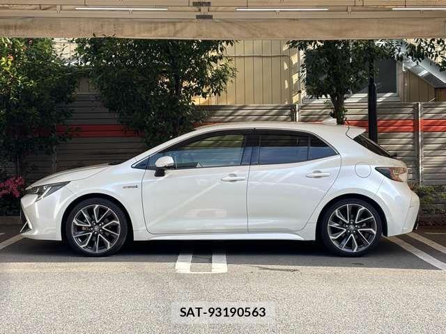 Toyota COROLLA SPORT 2018-10 7020232-19