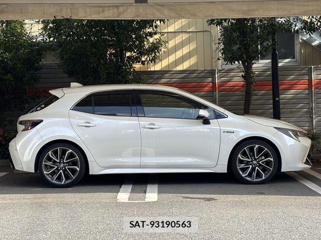 Toyota COROLLA SPORT 2018-10 7020232-23