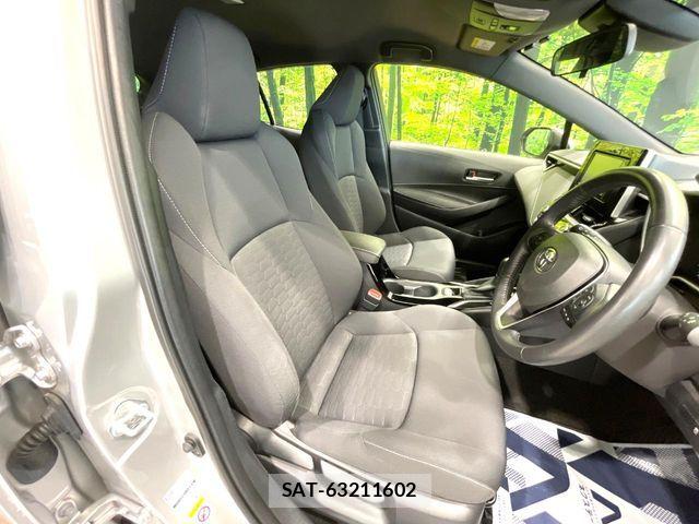 Toyota COROLLA SPORT 2019-09 7058002-7