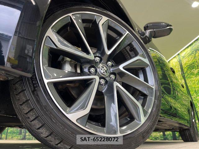 Toyota COROLLA SPORT 2023-08 7216425-12