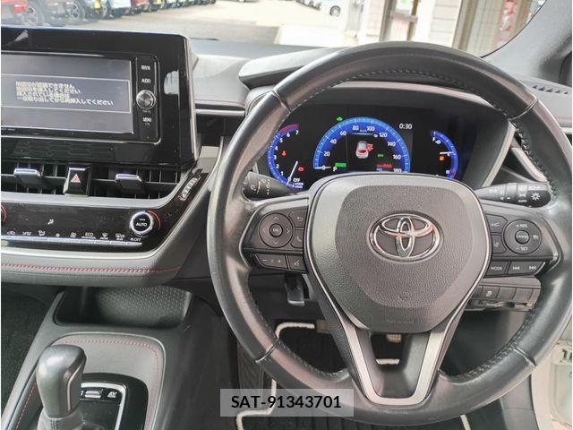 Toyota COROLLA SPORT 2018-09 7216423-1