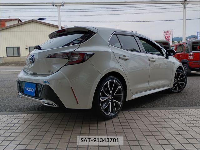 Toyota COROLLA SPORT 2018-09 7216423-2