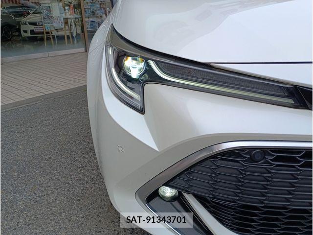 Toyota COROLLA SPORT 2018-09 7216423-4