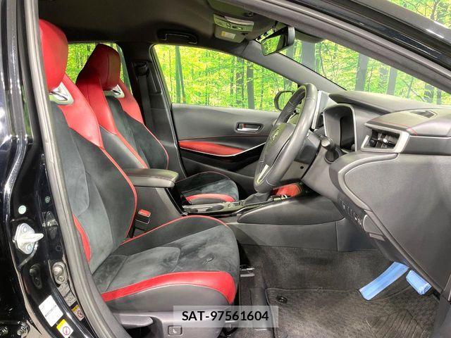 Toyota COROLLA SPORT 2019-05 7216419-7