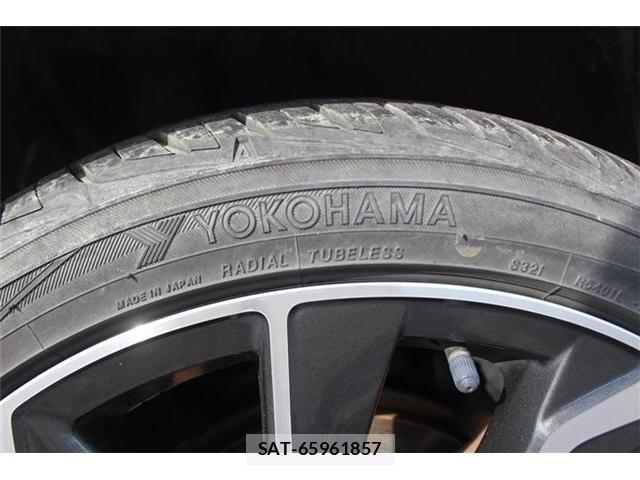 Toyota COROLLA SPORT 2019-06 7216420-25