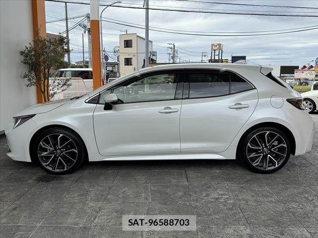 Toyota COROLLA SPORT 2020-06 7216421-10