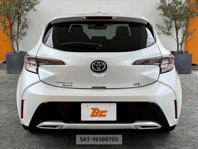 Toyota COROLLA SPORT 2020-06 7216421-13