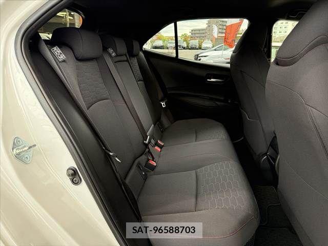 Toyota COROLLA SPORT 2020-06 7216421-17