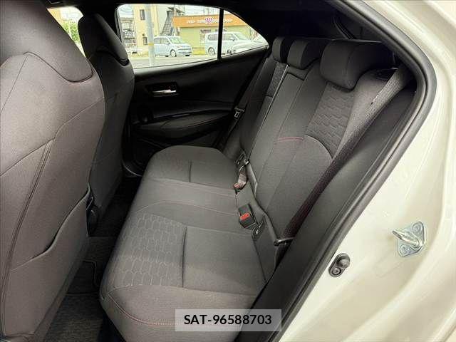 Toyota COROLLA SPORT 2020-06 7216421-18