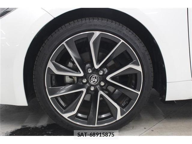Toyota COROLLA SPORT 2020-08 7216424-23