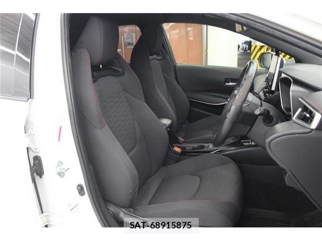 Toyota COROLLA SPORT 2020-08 7216424-26