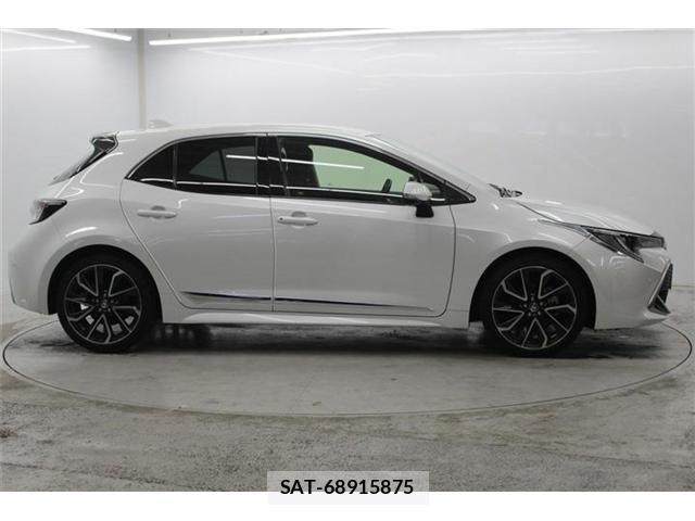 Toyota COROLLA SPORT 2020-08 7216424-3