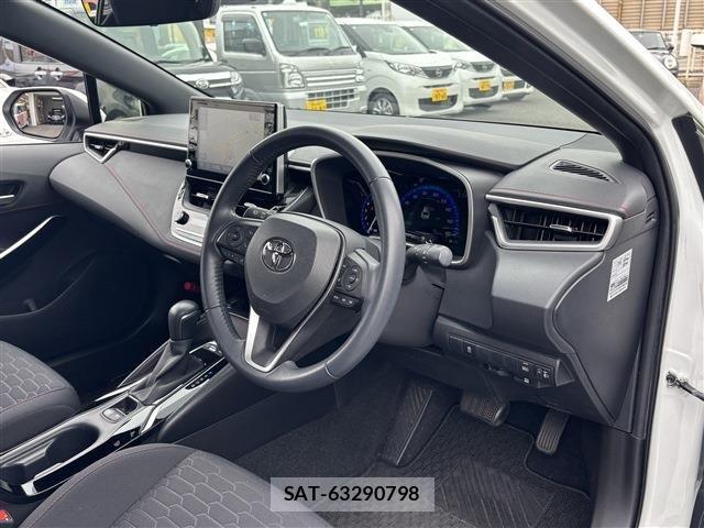 Toyota COROLLA SPORT 2022-03 7453599-13