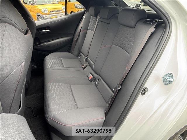 Toyota COROLLA SPORT 2022-03 7453599-16