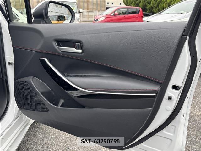 Toyota COROLLA SPORT 2022-03 7453599-22