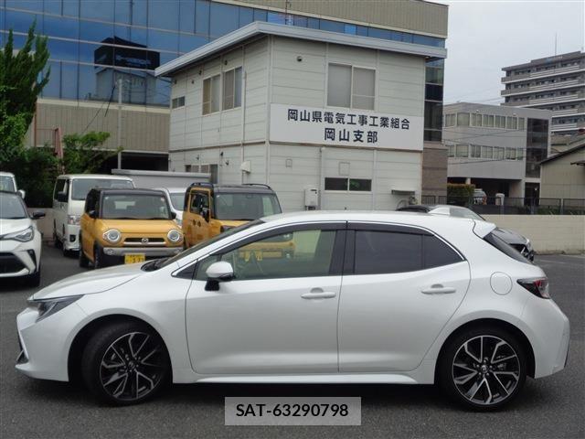 Toyota COROLLA SPORT 2022-03 7453599-7
