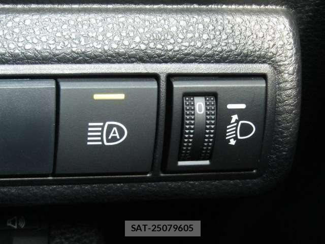 Toyota COROLLA SPORT 2021-06 7500003-12