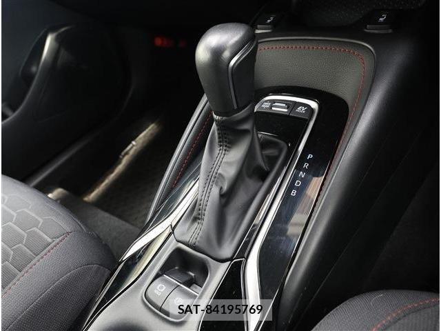 Toyota COROLLA SPORT 2023-07 7499998-9