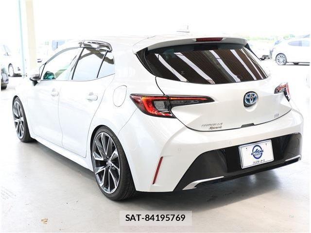 Toyota COROLLA SPORT 2023-07 7499998-22