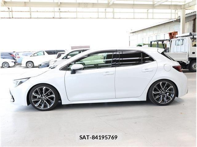 Toyota COROLLA SPORT 2023-07 7499998-23
