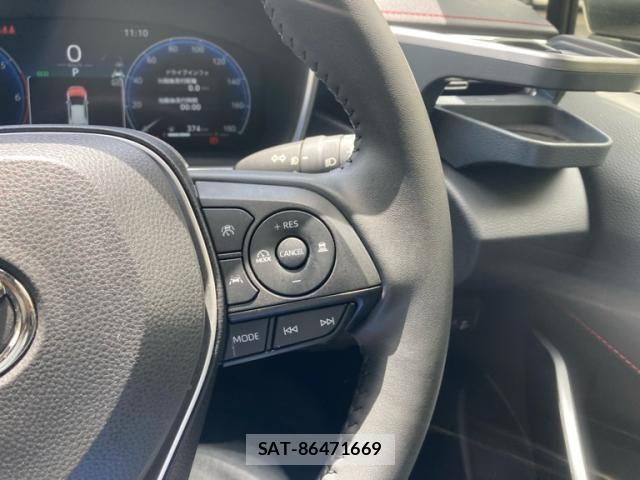 Toyota COROLLA SPORT 2023-07 7615687-18