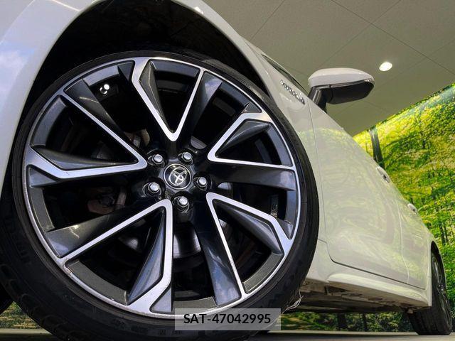 Toyota COROLLA SPORT 2018-12 7978848-12