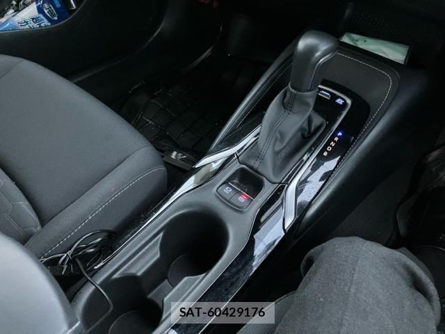 Toyota COROLLA SPORT 2018-08 8034971-17