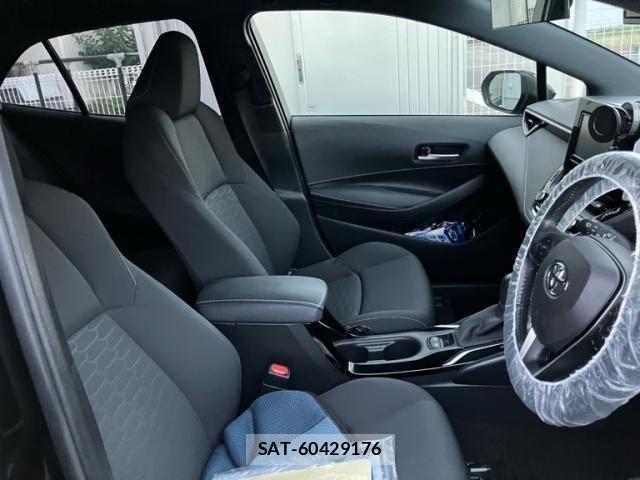 Toyota COROLLA SPORT 2018-08 8034971-8