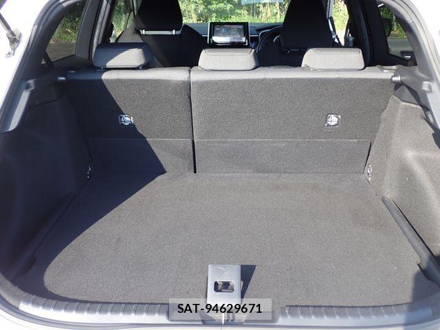 Toyota COROLLA SPORT 2018-10 8073326-21